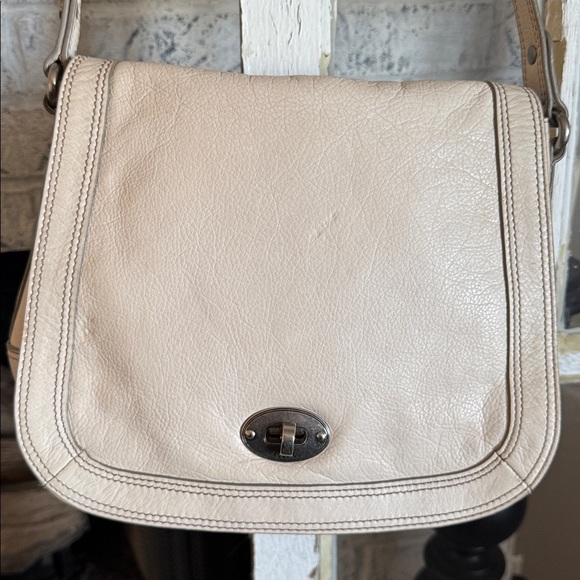Fossil Off-White Crossbody Bag - Picture 2 of 11